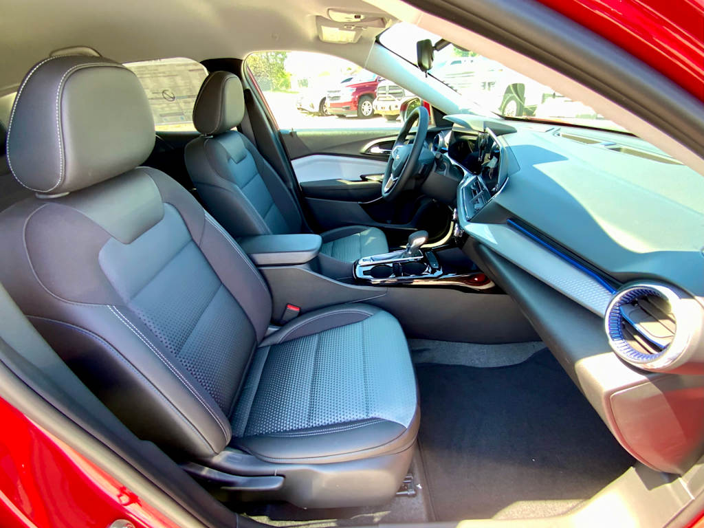 Thumbnail: 2026 Chevrolet Trax - 11