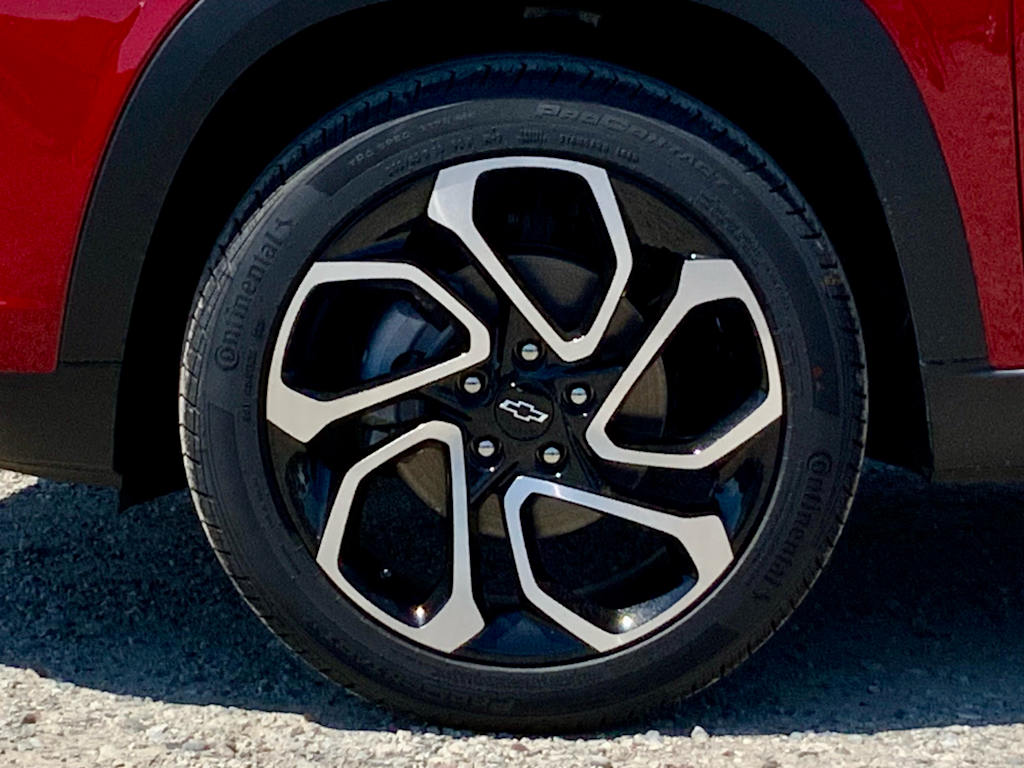 Thumbnail: 2026 Chevrolet Trax - 8