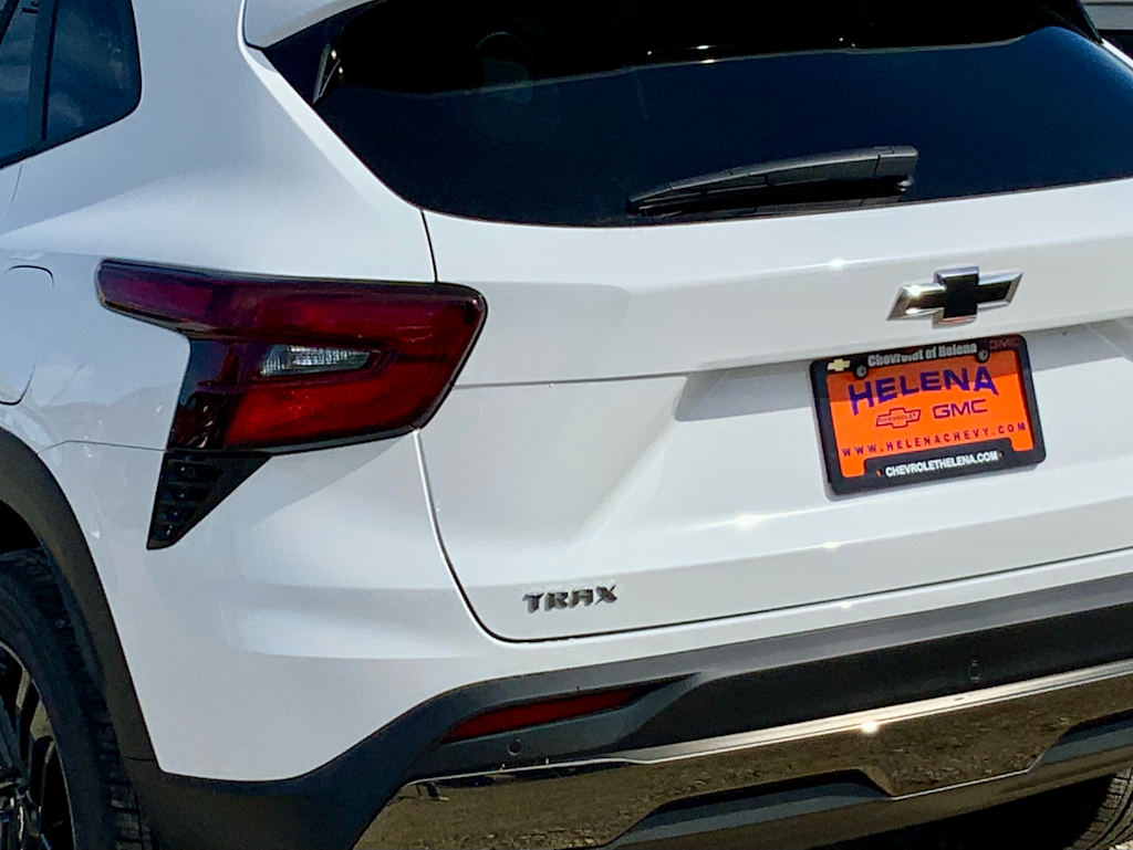 Thumbnail: 2026 Chevrolet Trax - 26