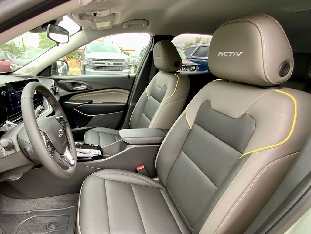 Thumbnail: 2026 Chevrolet Trax - 10