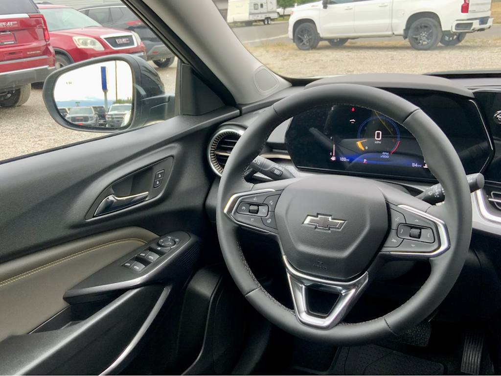 Thumbnail: 2026 Chevrolet Trax - 13