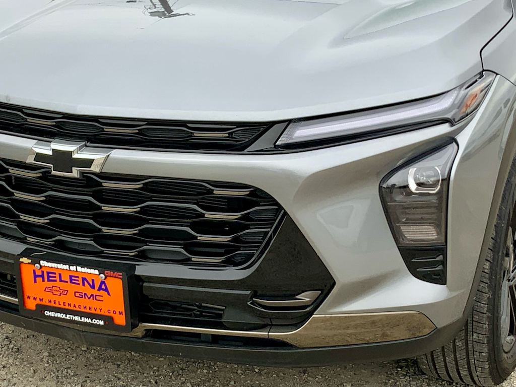 Thumbnail: 2025 Chevrolet Trax - 24