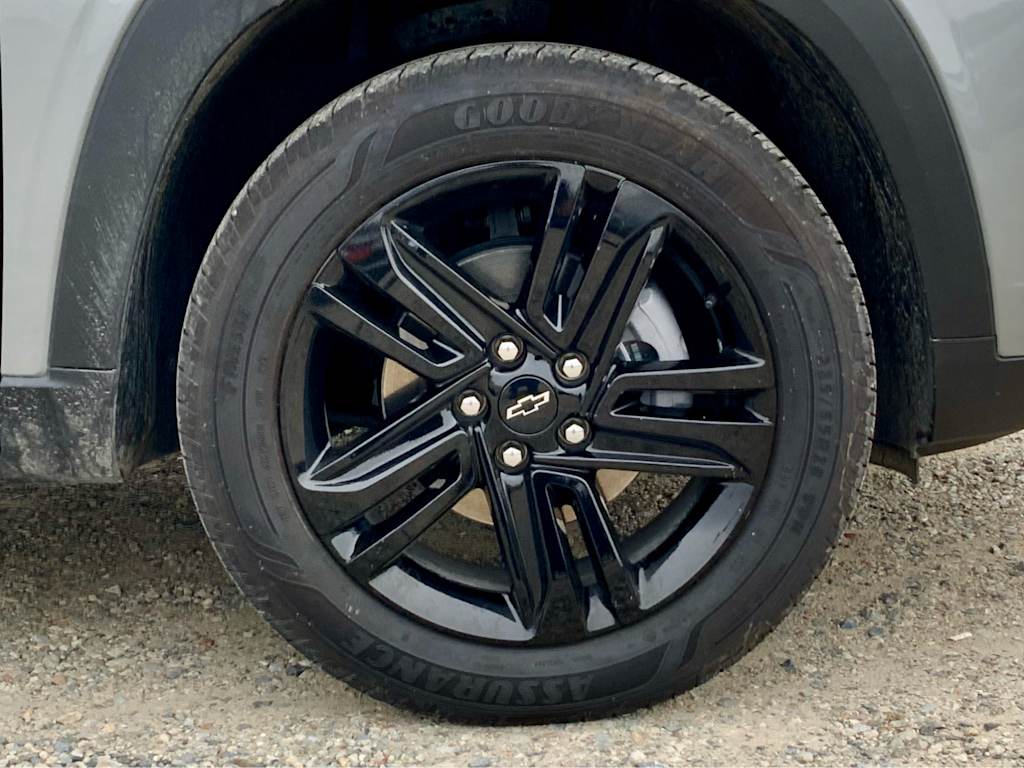 Thumbnail: 2025 Chevrolet Trax - 8