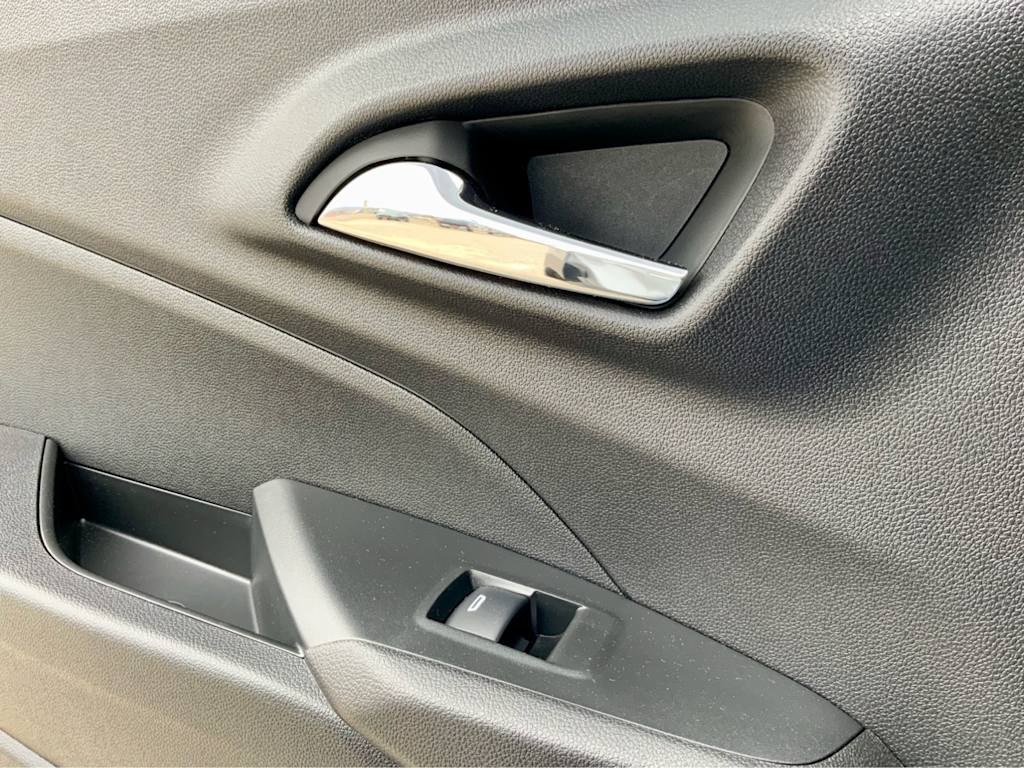 Thumbnail: 2025 Chevrolet Trax - 49