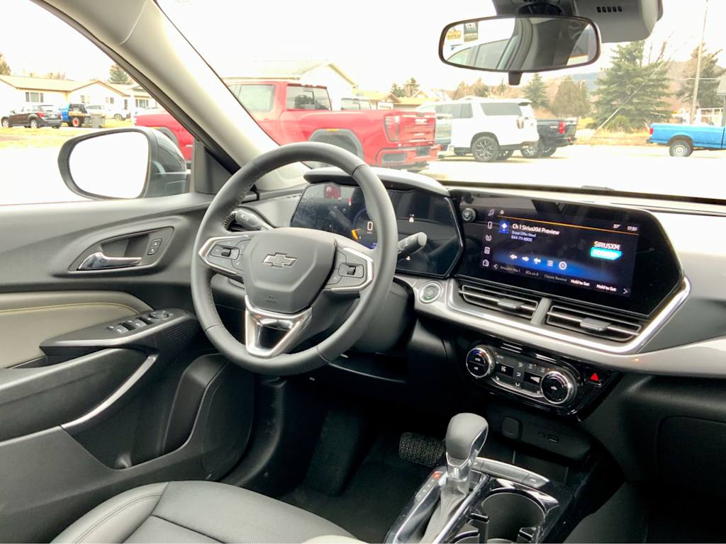 Thumbnail: 2025 Chevrolet Trax - 34