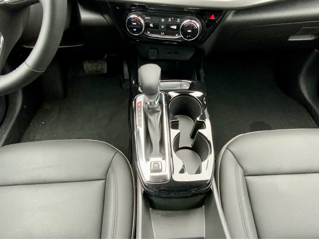 Thumbnail: 2025 Chevrolet Trax - 17