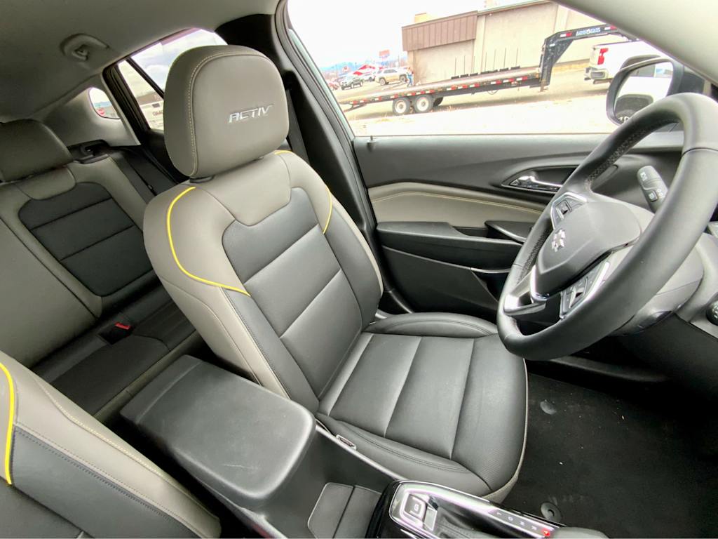 Thumbnail: 2025 Chevrolet Trax - 31