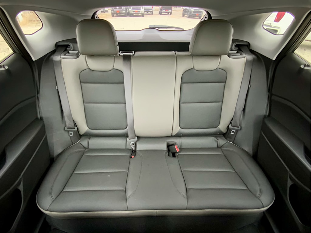 Thumbnail: 2025 Chevrolet Trax - 32