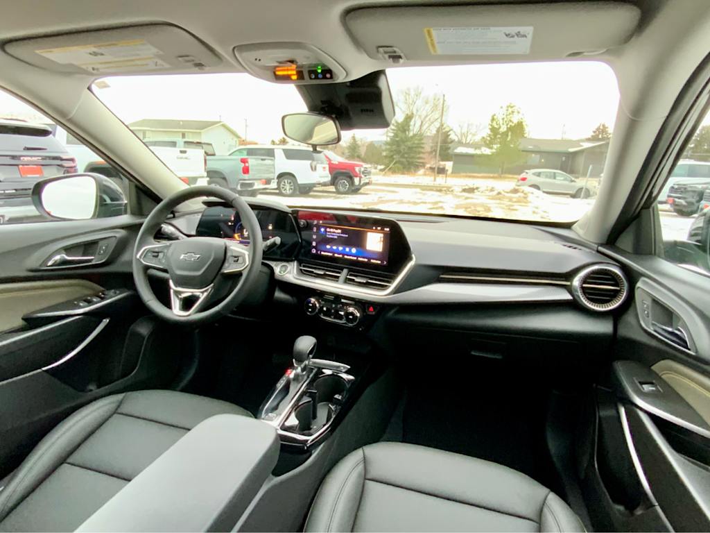 Thumbnail: 2026 Chevrolet Trax - 13