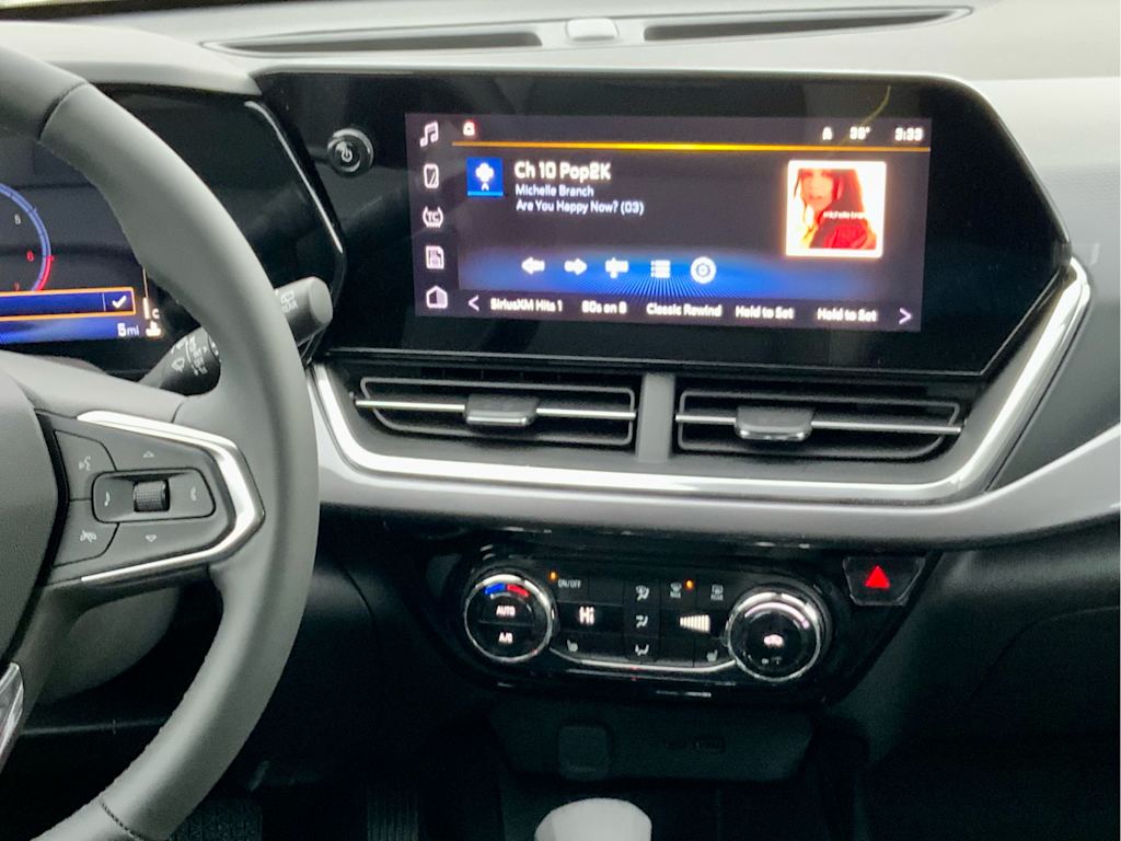 Thumbnail: 2026 Chevrolet Trax - 15