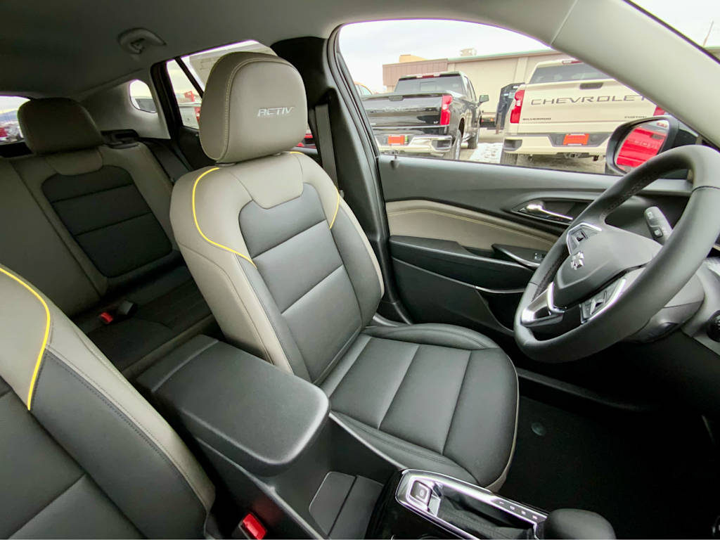 Thumbnail: 2026 Chevrolet Trax - 31