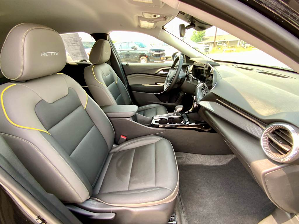 Thumbnail: 2026 Chevrolet Trax - 11