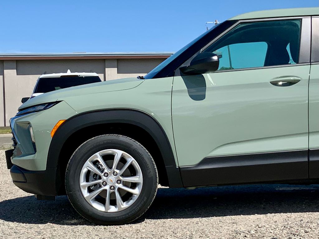 Thumbnail: 2026 Chevrolet TrailBlazer - 8