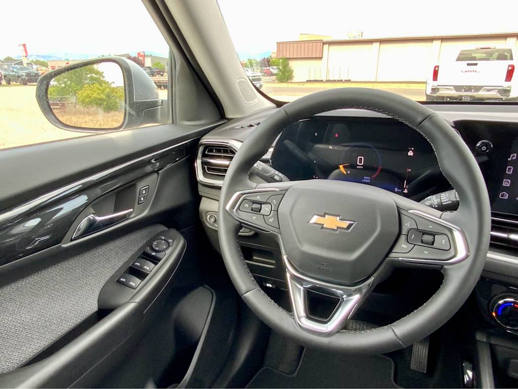 Thumbnail: 2026 Chevrolet TrailBlazer - 39