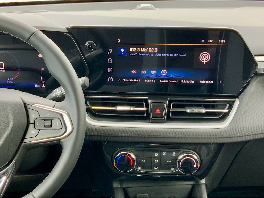 Thumbnail: 2026 Chevrolet TrailBlazer - 15