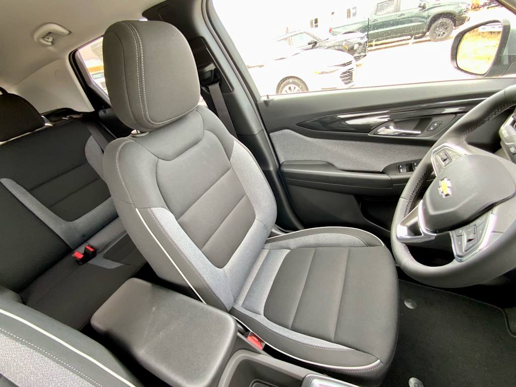 Thumbnail: 2026 Chevrolet TrailBlazer - 35