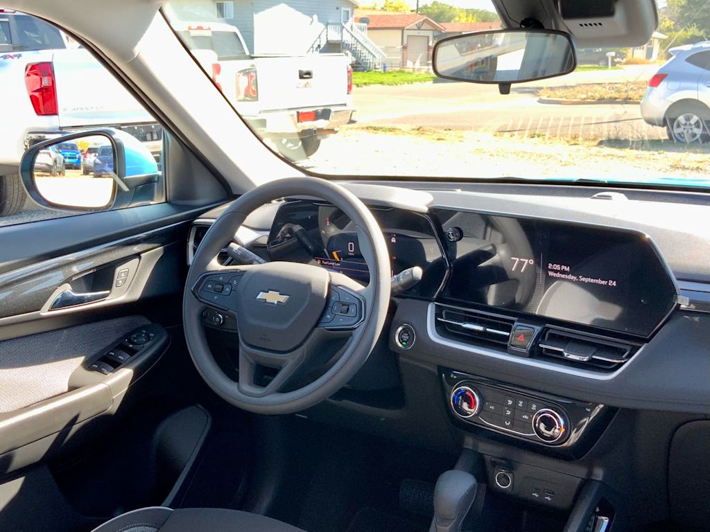 Thumbnail: 2026 Chevrolet TrailBlazer - 36