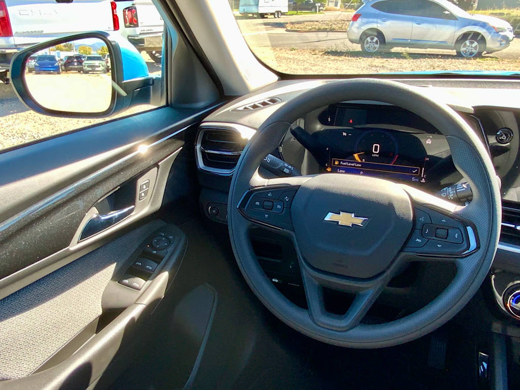 Thumbnail: 2026 Chevrolet TrailBlazer - 38