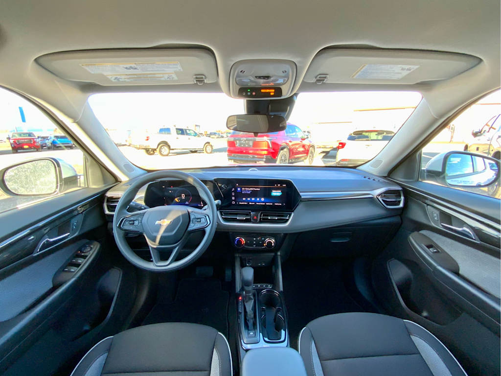 Thumbnail: 2026 Chevrolet TrailBlazer - 2