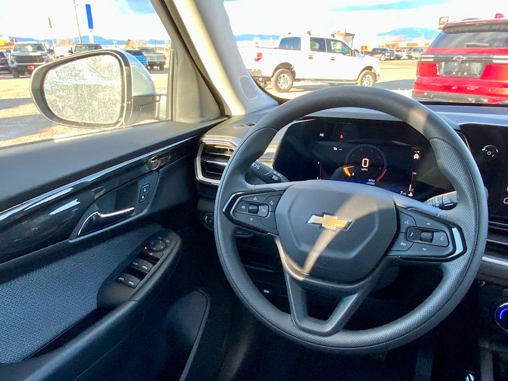 Thumbnail: 2026 Chevrolet TrailBlazer - 36