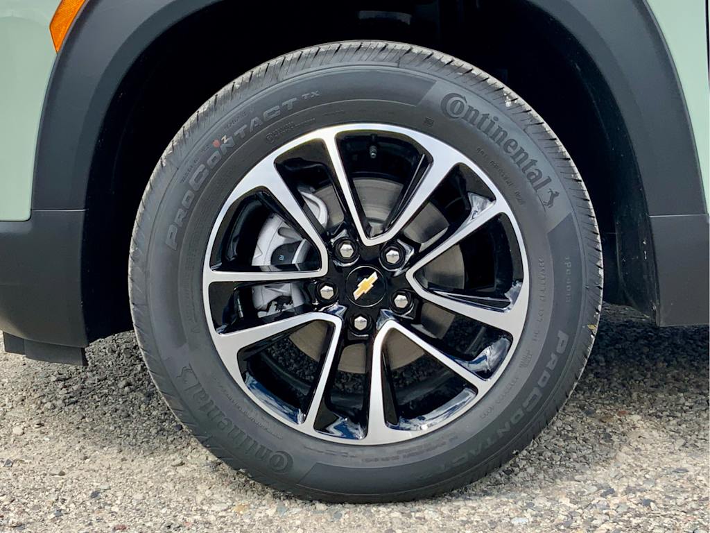 Thumbnail: 2026 Chevrolet TrailBlazer - 26