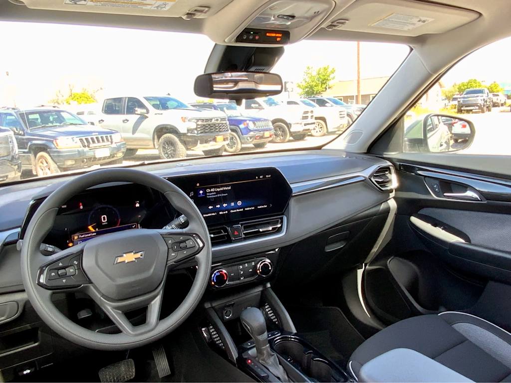 Thumbnail: 2026 Chevrolet TrailBlazer - 14