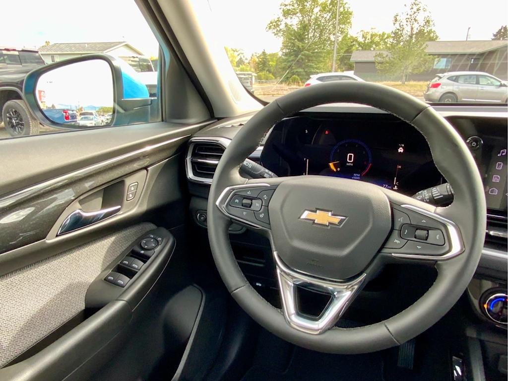 Thumbnail: 2026 Chevrolet TrailBlazer - 36