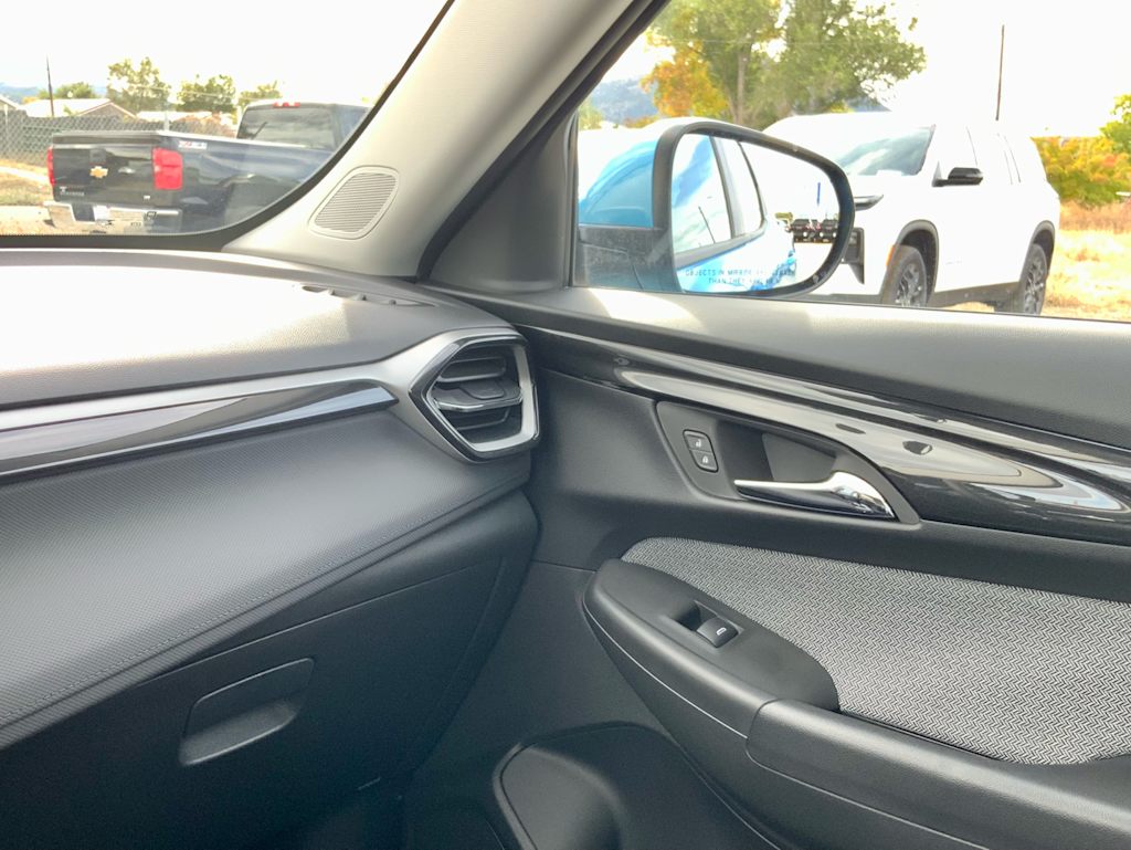 Thumbnail: 2026 Chevrolet TrailBlazer - 35