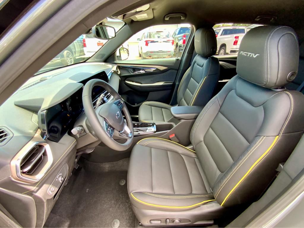 Thumbnail: 2026 Chevrolet TrailBlazer - 10