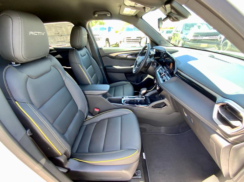 Thumbnail: 2026 Chevrolet TrailBlazer - 11