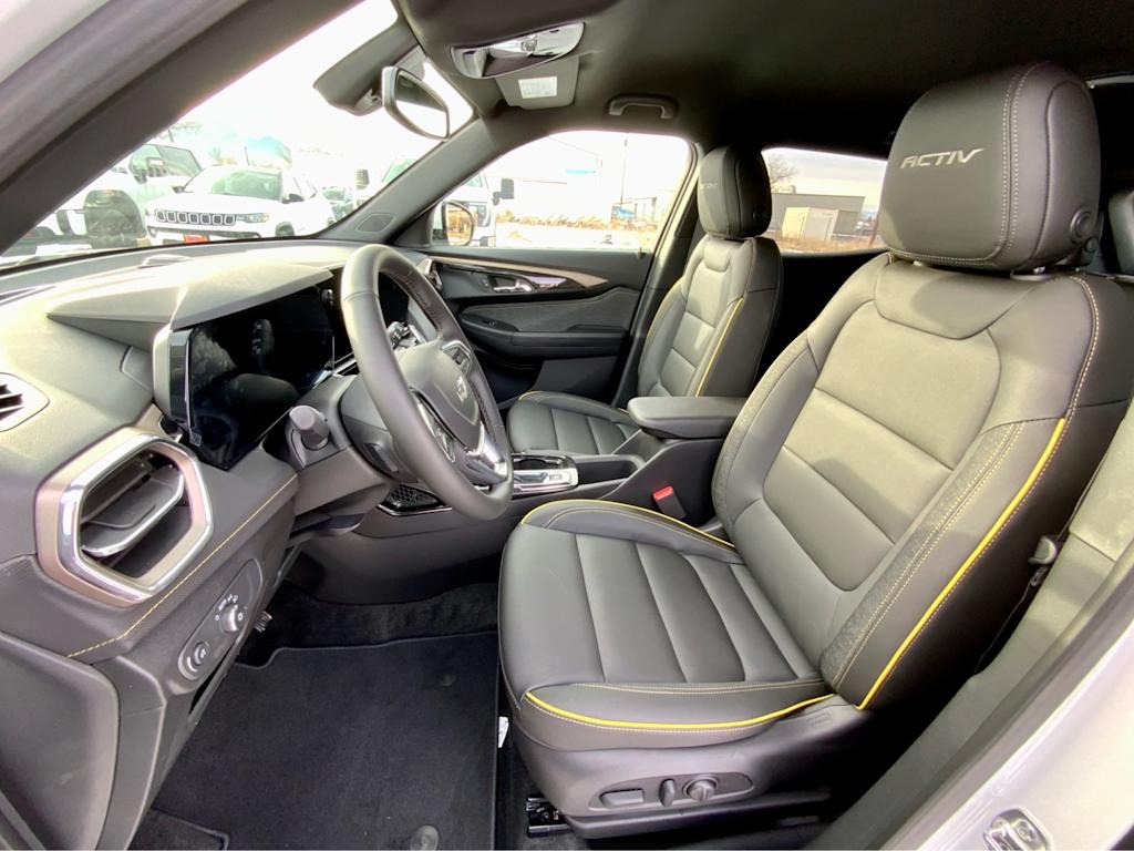 Thumbnail: 2026 Chevrolet TrailBlazer - 11