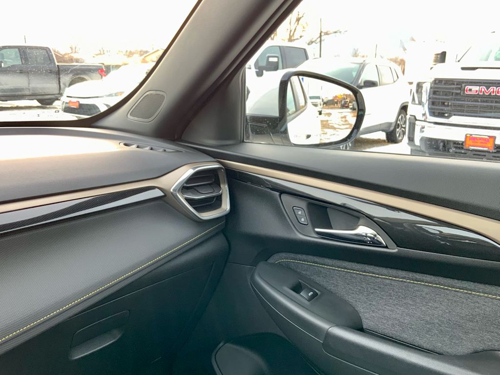 Thumbnail: 2026 Chevrolet TrailBlazer - 39