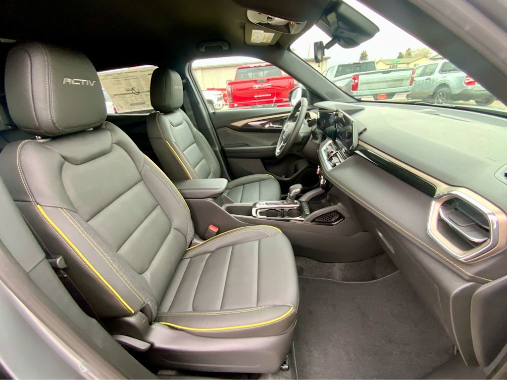 Thumbnail: 2026 Chevrolet TrailBlazer - 11