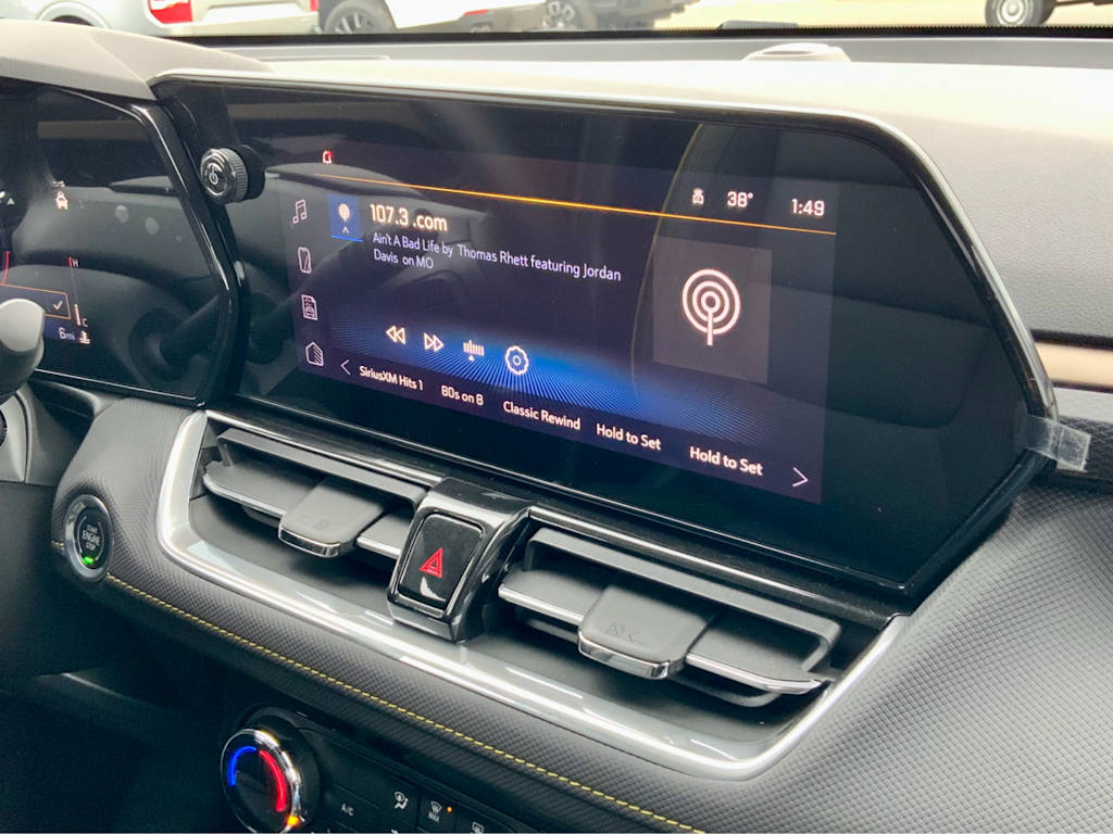 Thumbnail: 2026 Chevrolet TrailBlazer - 15