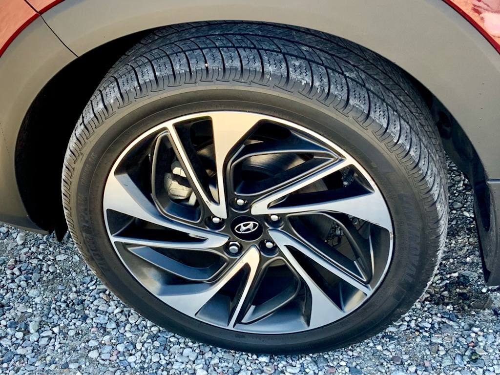 2020 Hyundai Tucson Sport 30