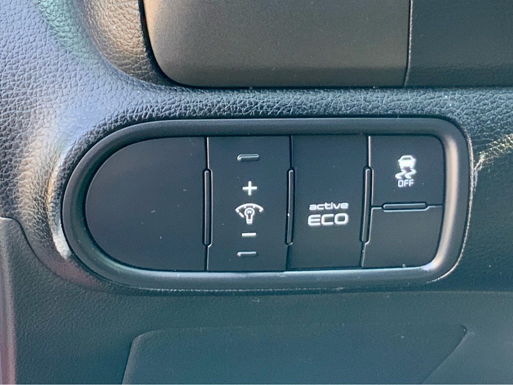 Thumbnail: 2016 Kia Forte - 46