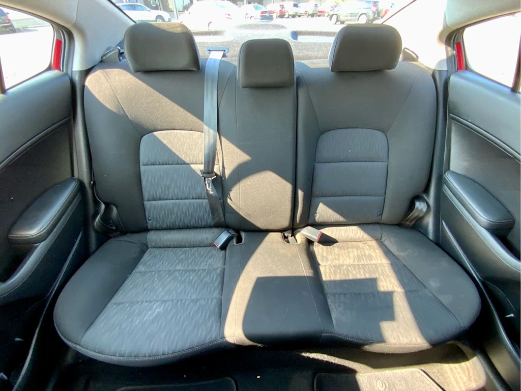 Thumbnail: 2016 Kia Forte - 35