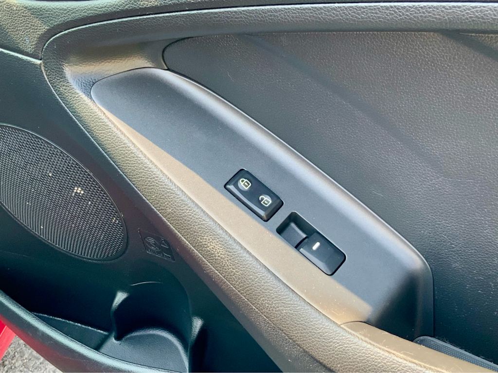 Thumbnail: 2016 Kia Forte - 55