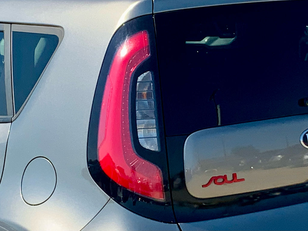 Thumbnail: 2018 Kia Soul - 26