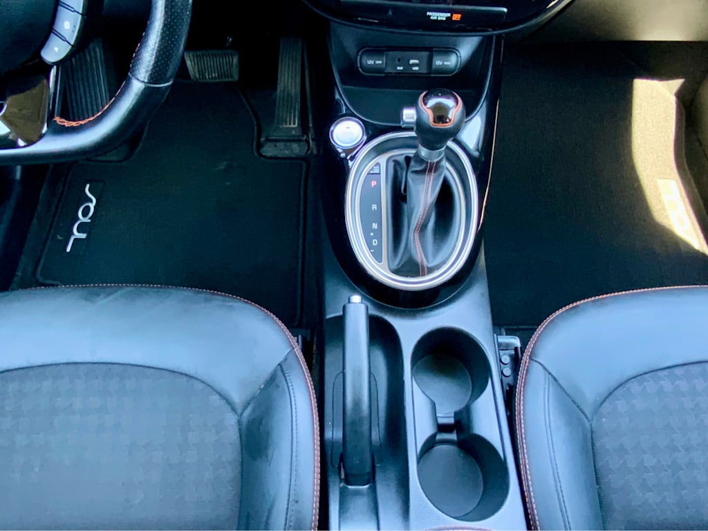 Thumbnail: 2018 Kia Soul - 16