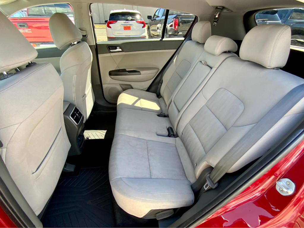 Thumbnail: 2017 Kia Sportage - 12