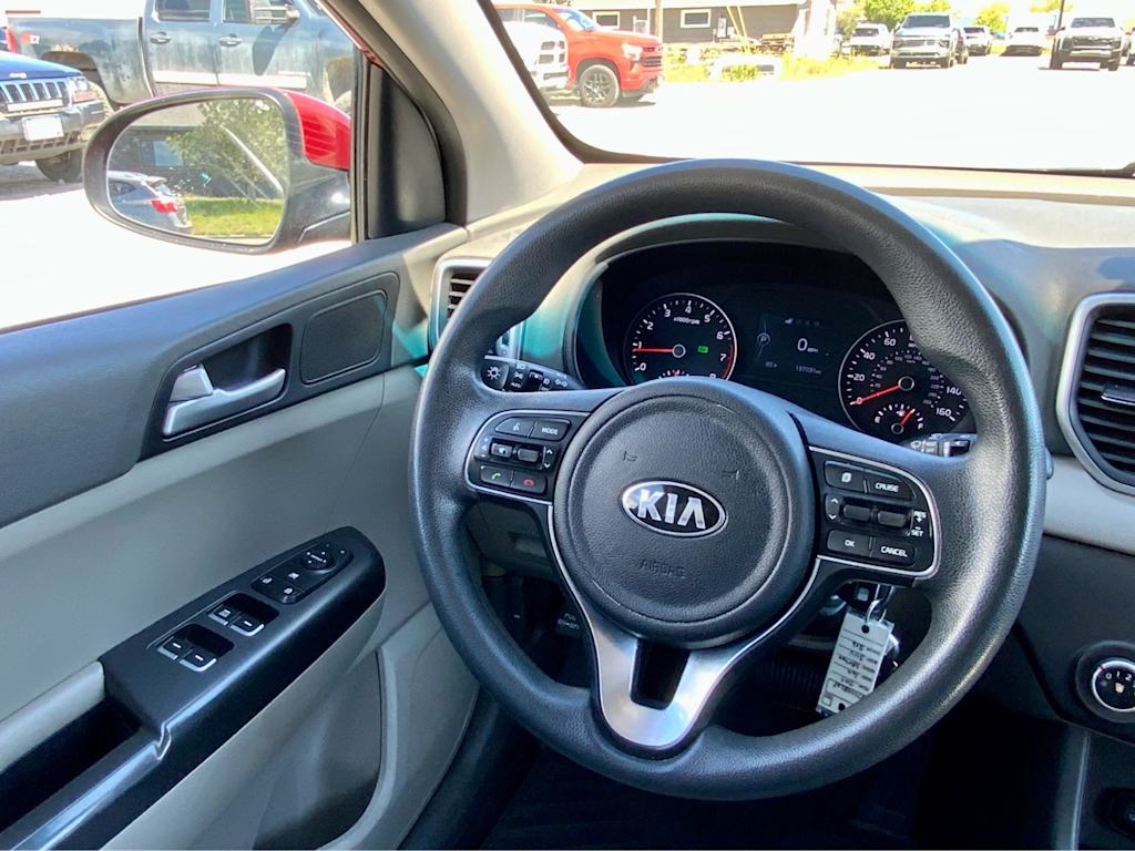 Thumbnail: 2017 Kia Sportage - 32