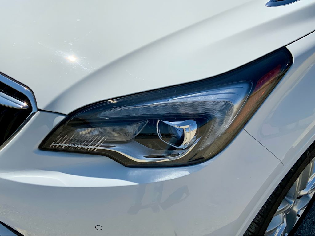 2020 Buick Envision Premium I 26