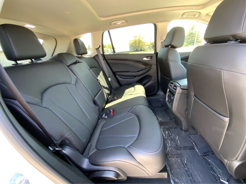 2020 Buick Envision Premium I 32