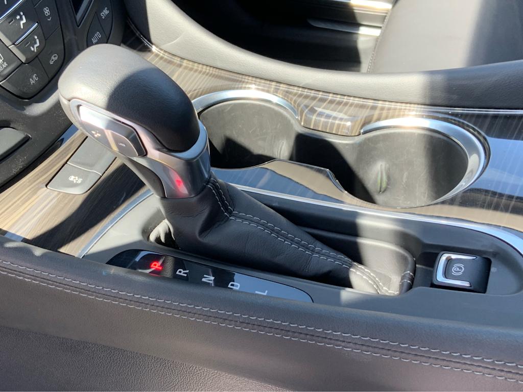 2020 Buick Envision Premium I 16