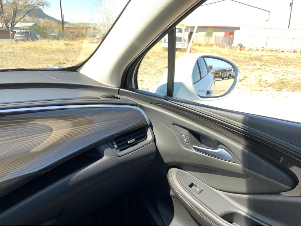 2020 Buick Envision Premium I 37