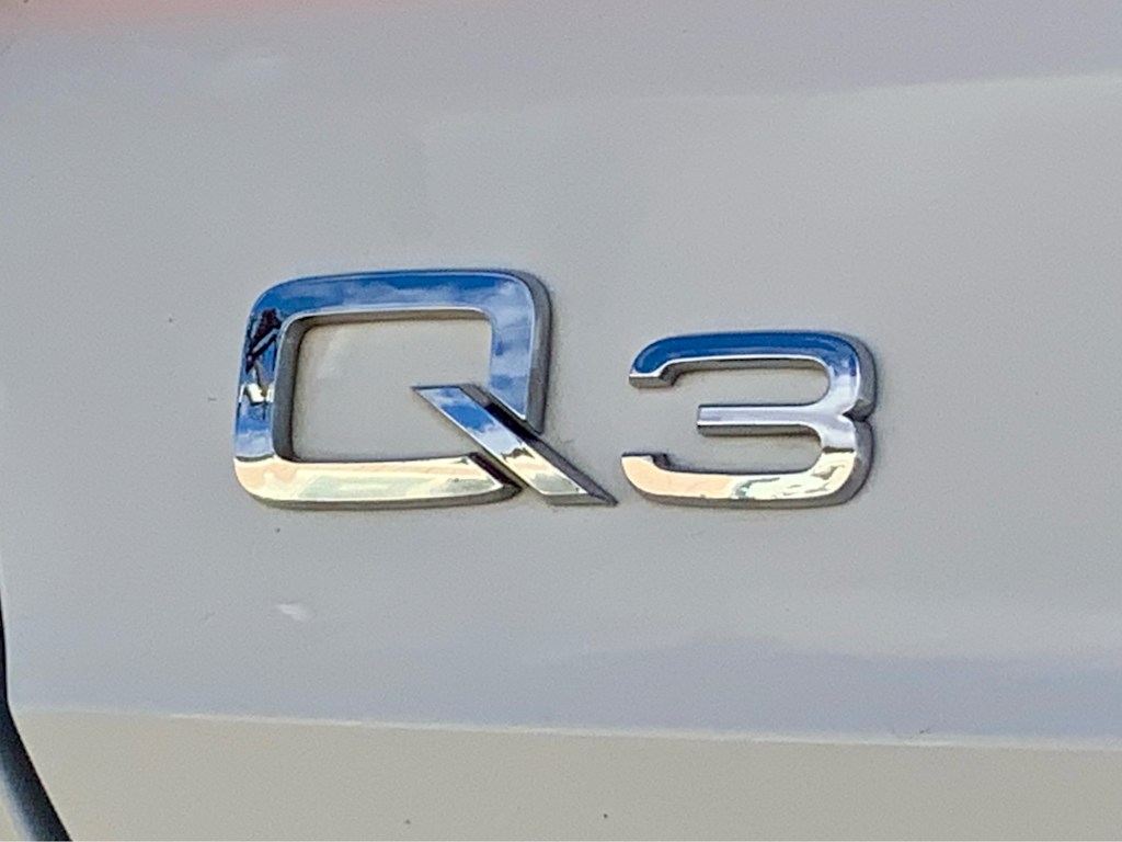 Thumbnail: 2023 Audi Q3 - 7