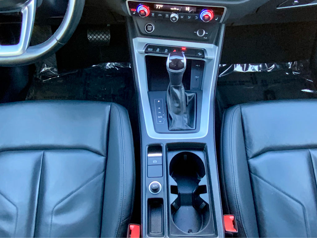 Thumbnail: 2023 Audi Q3 - 16