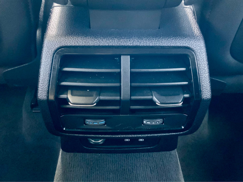 Thumbnail: 2023 Audi Q3 - 48