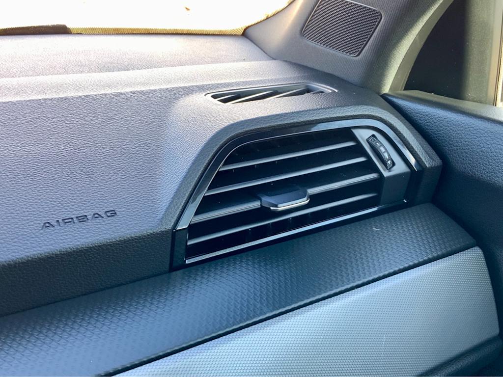 Thumbnail: 2023 Audi Q3 - 47